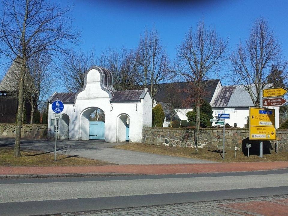 Tetens Gasthof Süderlügum Esterno foto